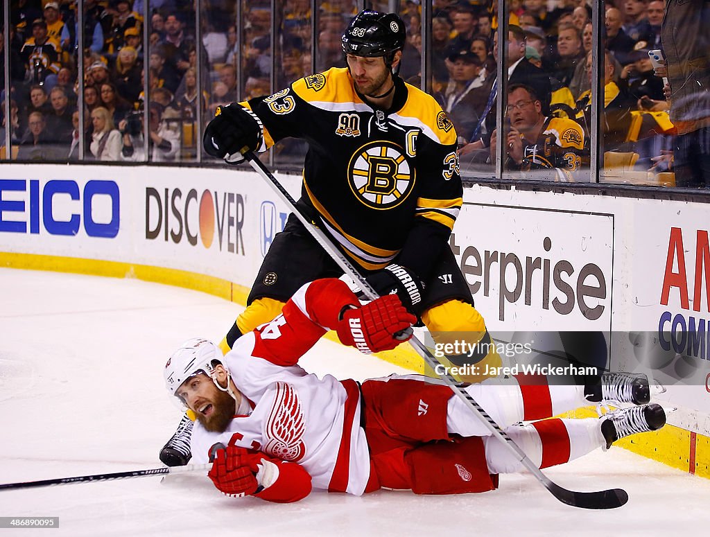 Detroit Red Wings v Boston Bruins - Game Five