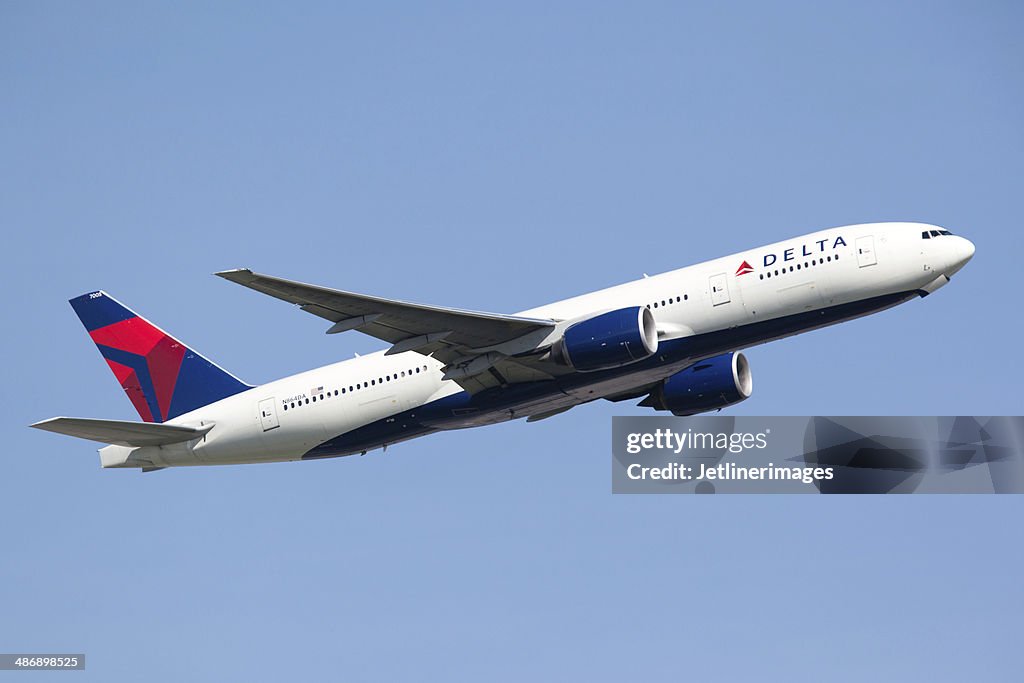 Delta Airlines Boeing 777-200LR