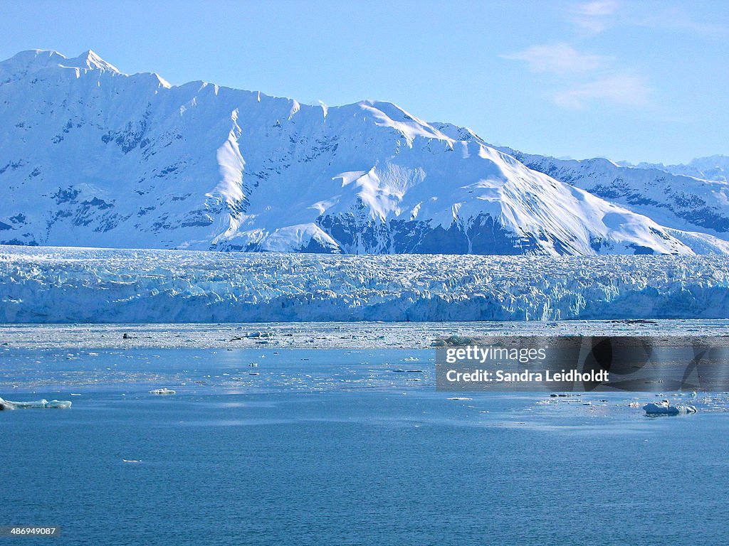 Hubbard Glacier in Yakutat Bay