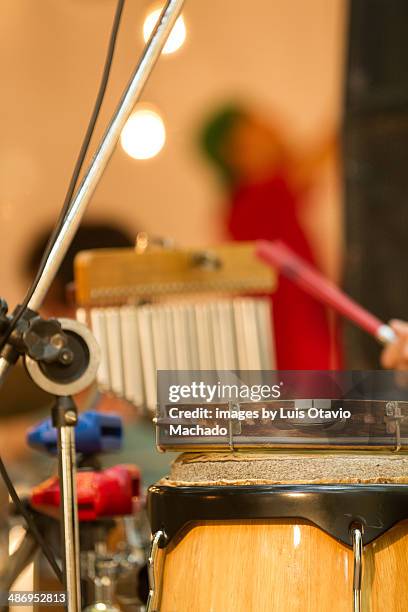 percussion instruments - mosaico stockfoto's en -beelden