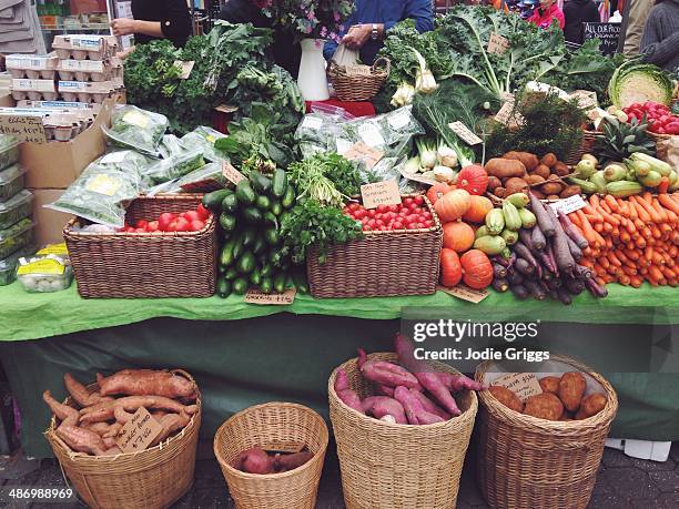 australian community life - hobart salamanca market stock pictures, royalty-free photos & images