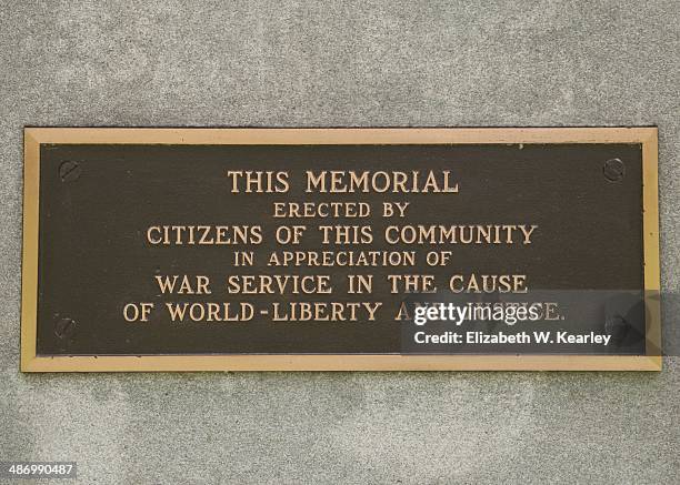 world war 1 centenary - plaque commémorative photos et images de collection