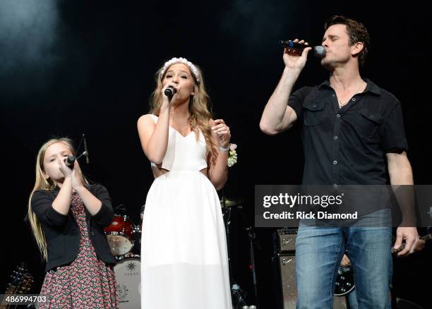 S Nashville cast members Maisy Stella, Lennon Stella and Charles Esten perform during St.Jude Country Music Marathon & Half Marathon Presented By...