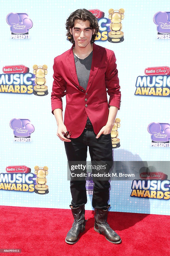 2014 Radio Disney Music Awards - Arrivals