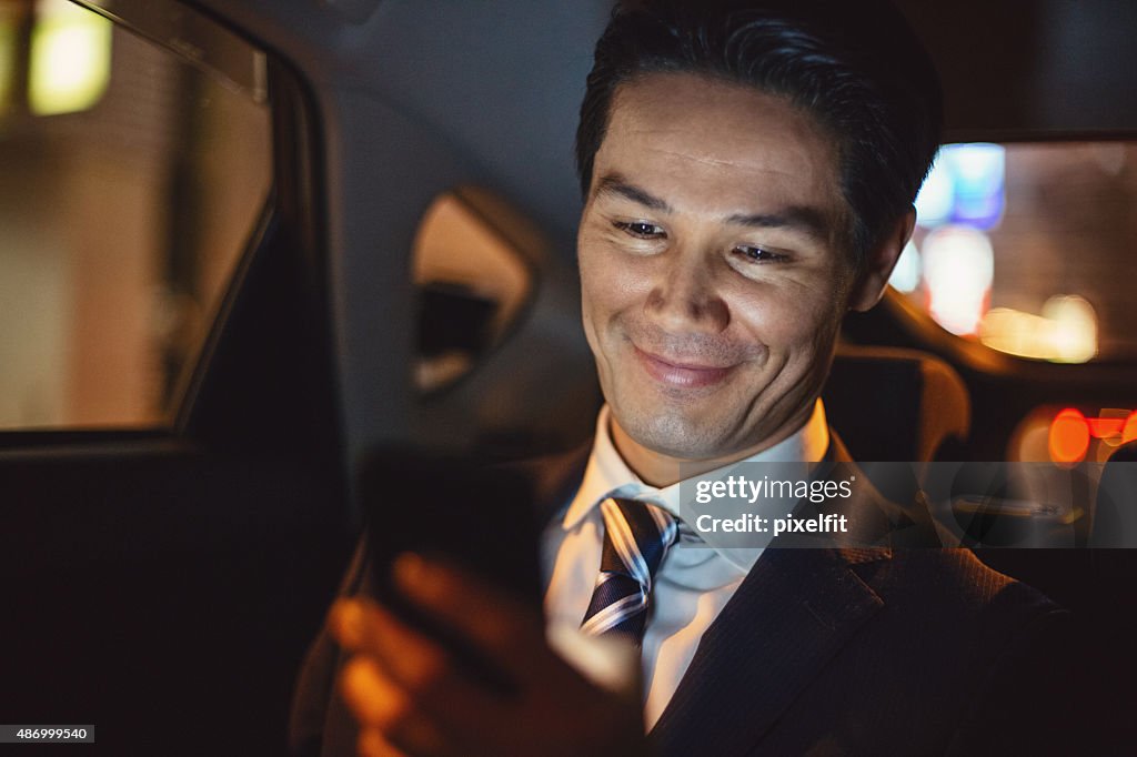 日本のビジネスマン、お車でのご宿泊