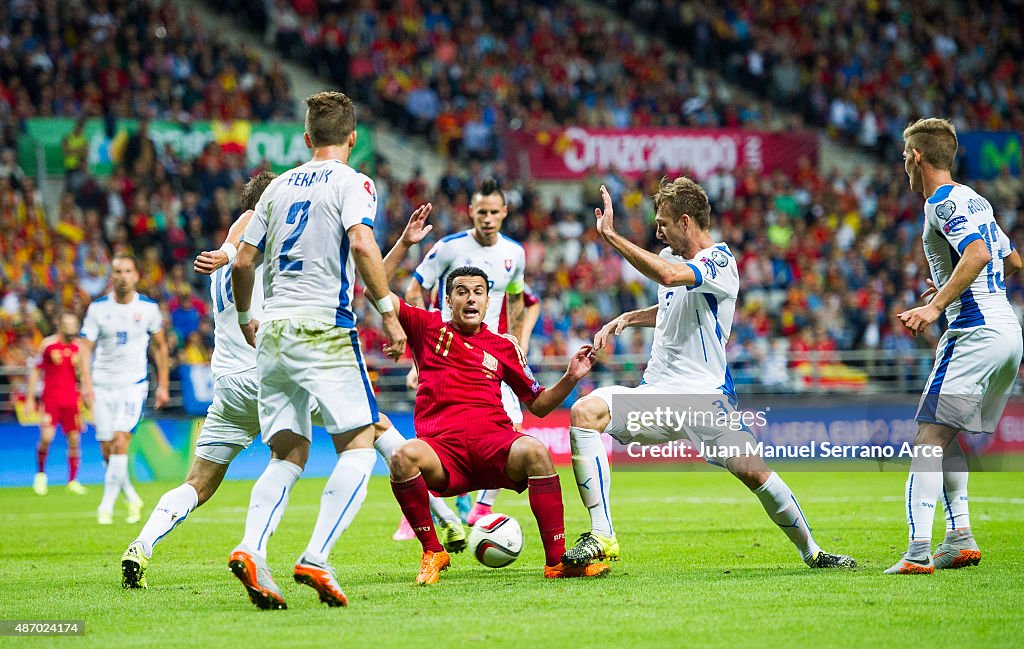 Spain v Slovakia - UEFA EURO 2016 Qualifier