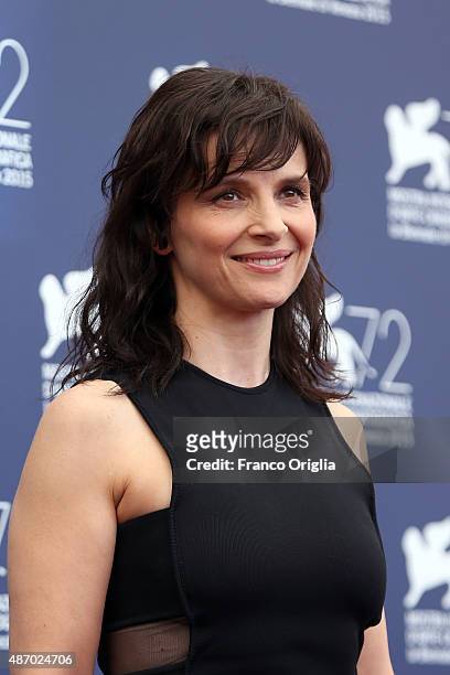 Juliette Binoche attends a photocall for 'The Wait' during the 72nd Venice Film Festival at Palazzo del Casino on September 5, 2015 in Venice, Italy.