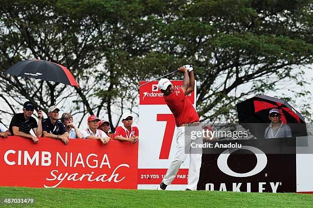 Anirban Lahiri of India in action during the final round of the CIMB Niaga Indonesian Masters at Royale Jakarta Golf Club on April 27, 2014 in...