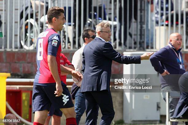 Cagliari's coach Ivo Pulga reacts during the Serie A match between Cagliari Calcio and Parma FC at Stadio Sant'Elia on April 27, 2014 in Cagliari,...