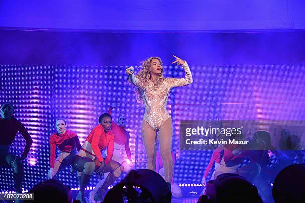 Beyonce performs onstage during the 2015 Budweiser Made in America Festival at Benjamin Franklin Parkway on September 5, 2015 in Philadelphia,...