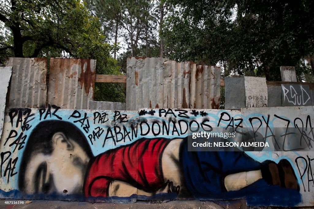 BRAZIL-SYRIA-MIGRANTS-GRAFFITI