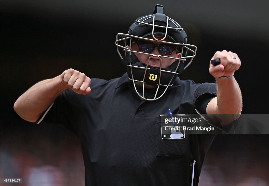 Cleveland Indians v San Francisco Giants