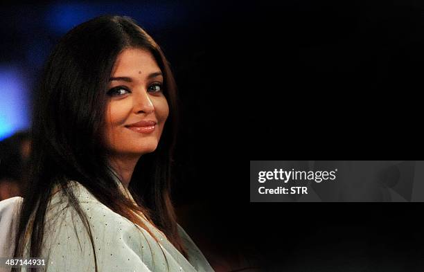 Indian Bollywood film actress Aishwarya Rai Bachchan attends the commemoration of the third death anniversary of Indian guru and spiritual leader...