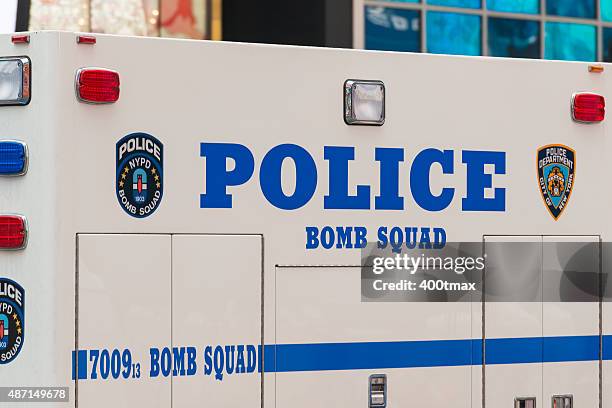 police - bomb squad stock pictures, royalty-free photos & images