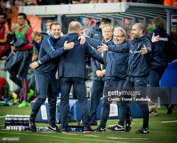 September 06: Head coach Per-Mathias Hoegmo celebration with his staff after EURO 2016 Qualifier between Norway and Croatia at the Ullevaal Stadion...