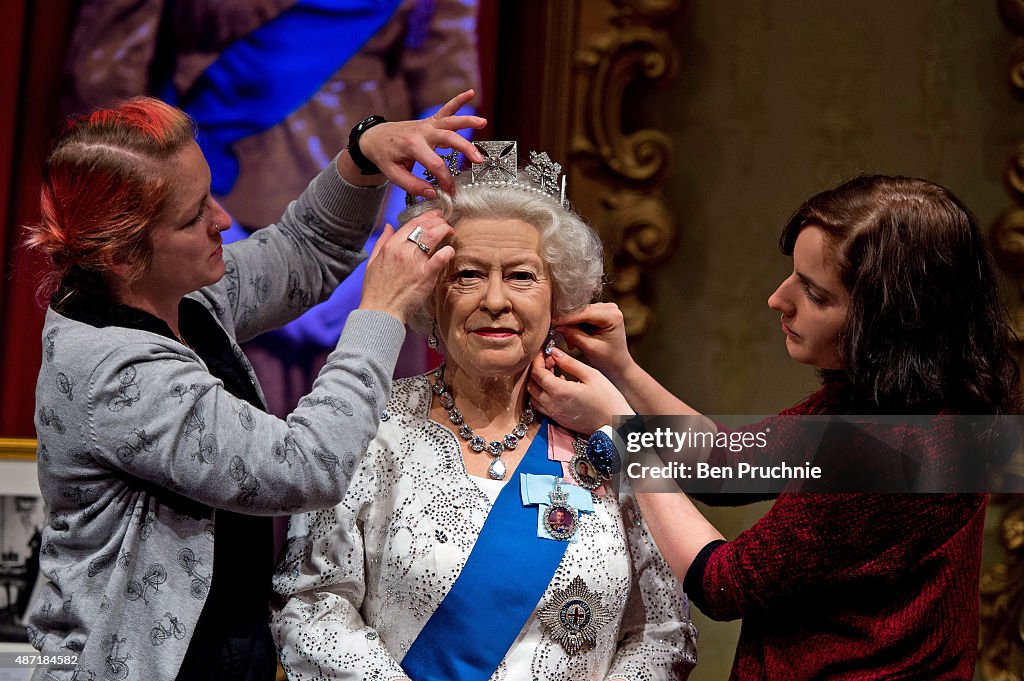 Madame Tussauds Mark Queen Elizabeth II As Longest Serving Monarch With Updated Outfit