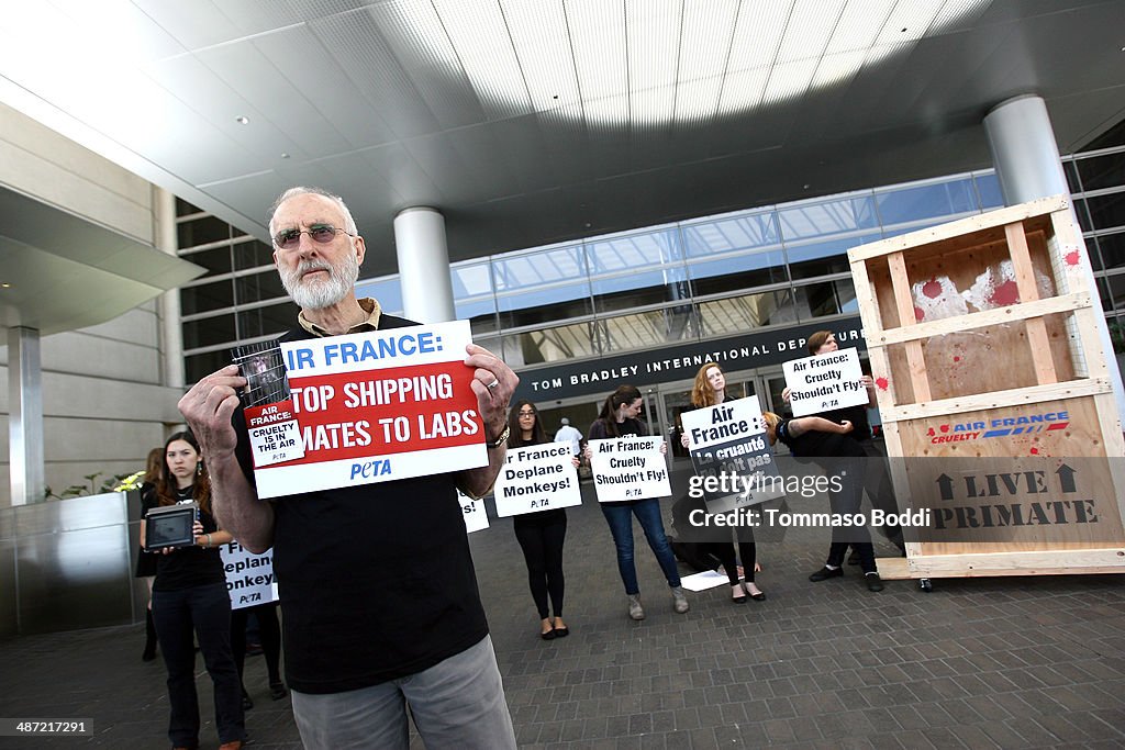 James Cromwell Leads PETA Protest Against Air France's Cruelty To Monkeys