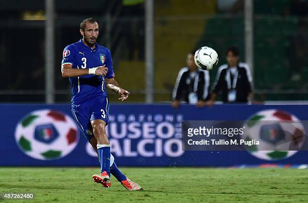 Giorgio Chiellini of Italy in action during the UEFA EURO 2016 Qualifier match between Italy and Bulgaria on September 6, 2015 in Palermo, Italy.