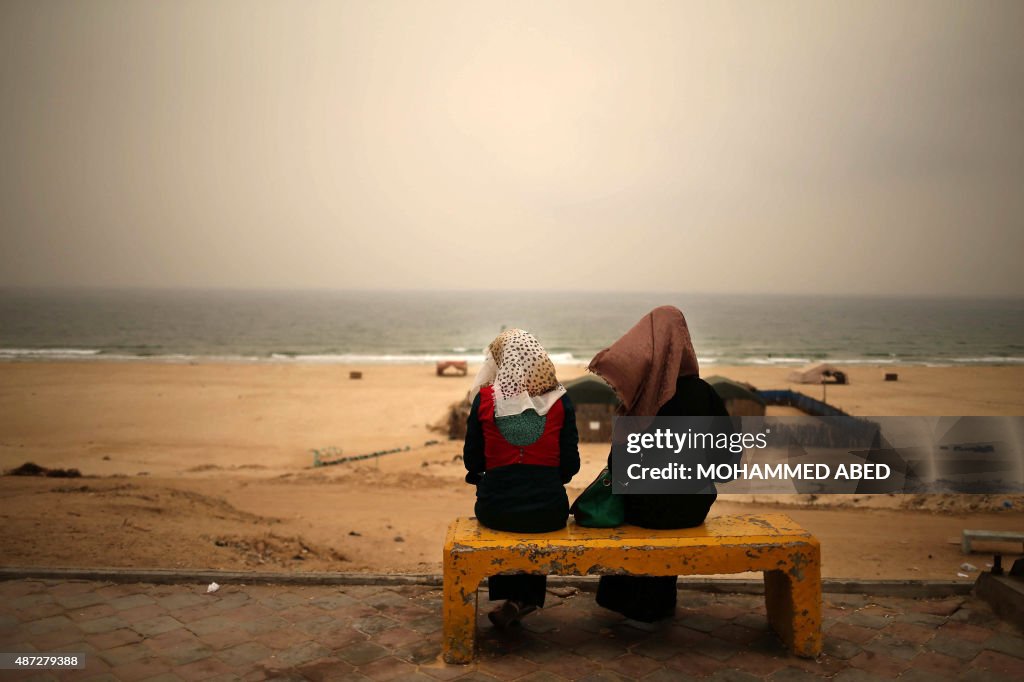 PALESTINIAN-ISRAEL-WEATHER-SANDSTORM