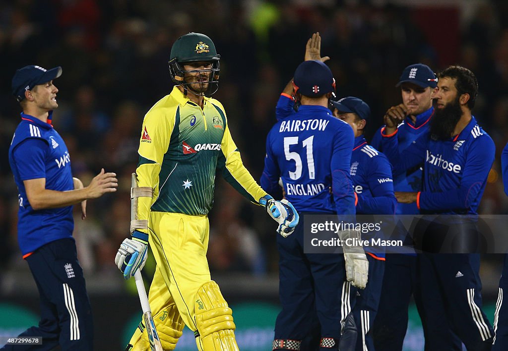 England v Australia - 3rd Royal London One-Day Series 2015