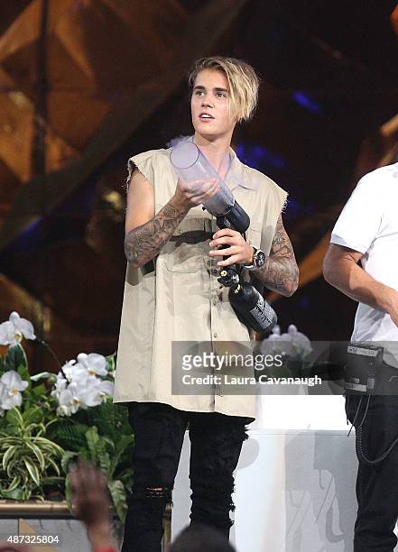 Justin Bieber attends "The Ellen DeGeneres Show" Season 13 Bi-Coastal Premiere at Rockefeller Center on September 8, 2015 in New York City.