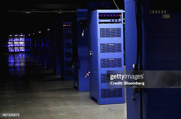 Facebook Mainframe Computer 26 Operations Inside The Facebook Data Center Stock Photos, High-Res ...
