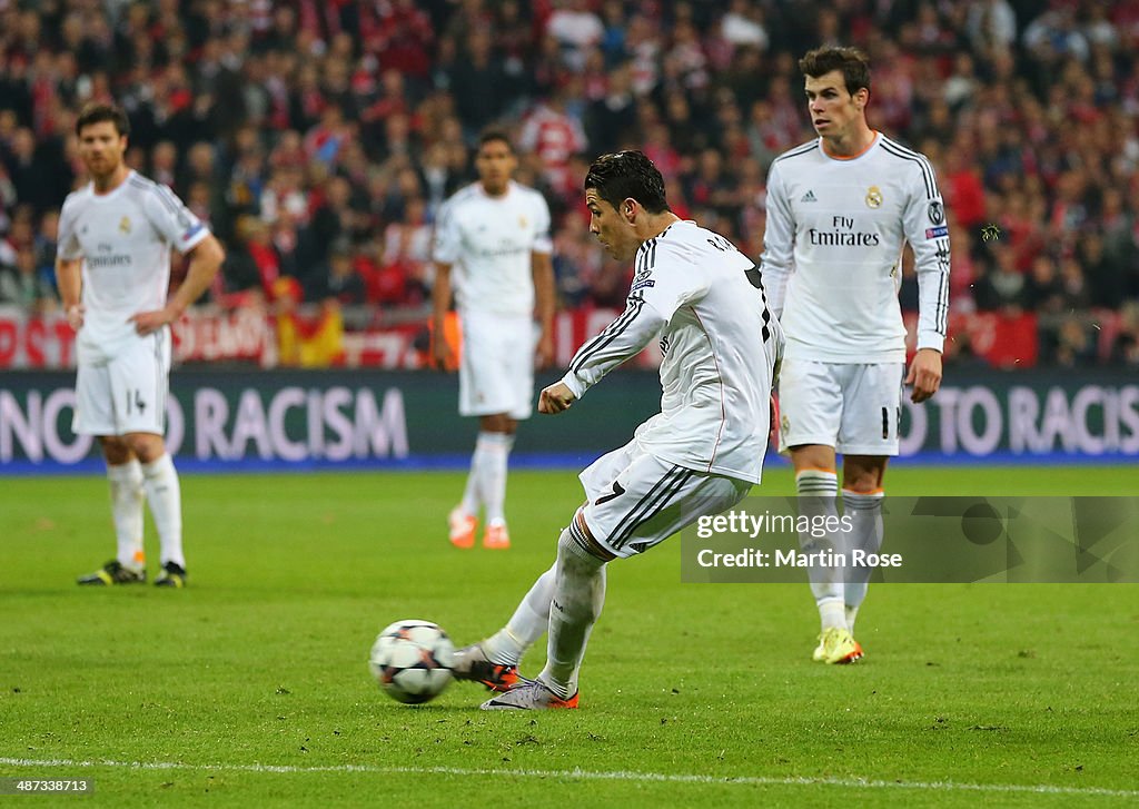 FC Bayern Muenchen v Real Madrid - UEFA Champions League Semi Final