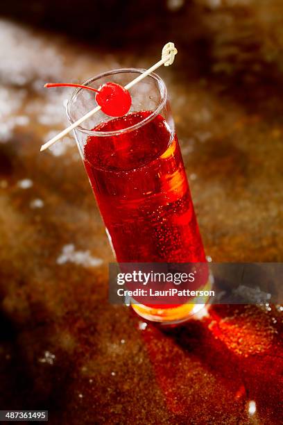 cocktail - shirley temple stockfoto's en -beelden