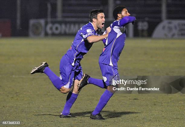 Andrés Nicolás Olivera of Defensor Sporting celebrates after scoring his team's second goal during a second leg match between Defensor Sporting and...