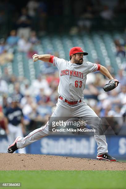 Sam LeCure of the Cincinnati Reds pitches during the game against the Milwaukee Brewers at Miller Park on August 30, 2015 in Milwaukee, Wisconsin.