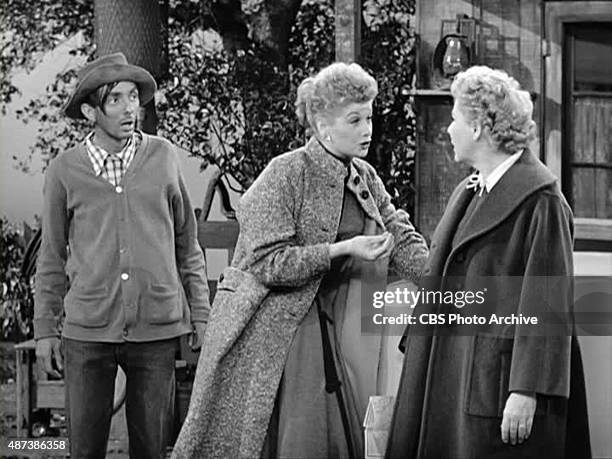 Aaron Spelling guest starring in I Love Lucy on the episode "Tennessee Bound." From left: Aaron Spelling, Lucille Ball as Lucy Ricardo and Vivian...