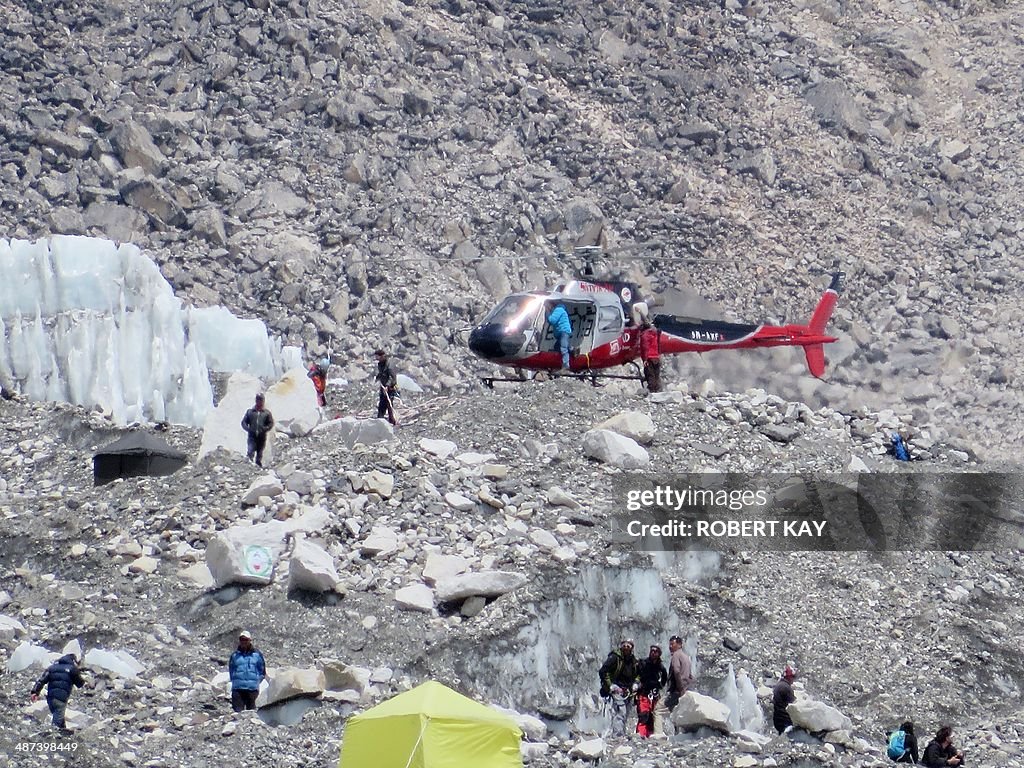 NEPAL-EVEREST-AVALANCHE-MOUNTAINEERING-LEISURE