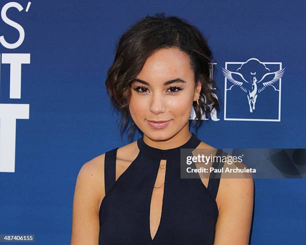 Actress Savannah Jayde attends the premiere of "Mom's Night Out" at TCL Chinese Theatre IMAX on April 29, 2014 in Hollywood, California.