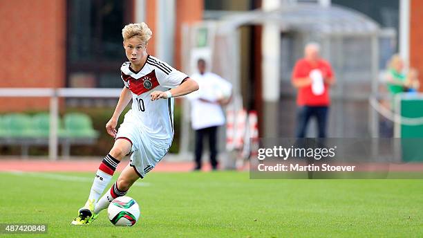 Sam Francis Schreck of U17 Germany plays the ball during the match between U17 Germany v U17 Italy at Weserstadion "Platz 11" on September 9, 2015 in...