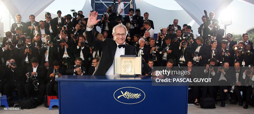 FRANCE-CINEMA-CANNES-FESTIVAL-2006-CLOSING CEREMONY-PHOTOCALL-LO