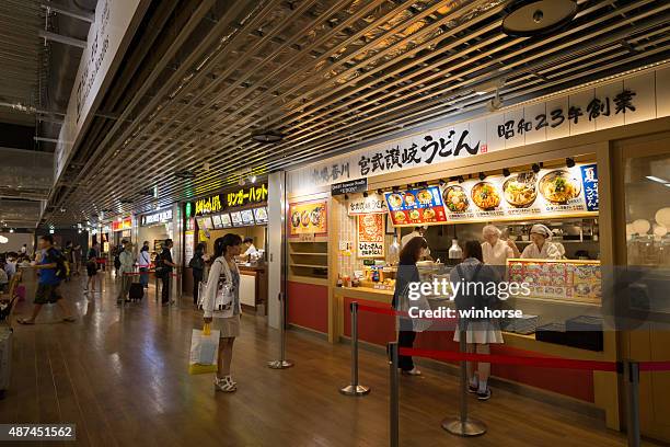 narita international airport terminal 3 - food court stock pictures, royalty-free photos & images