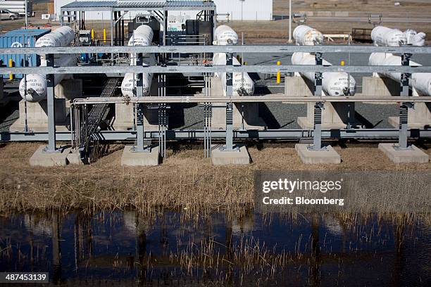 Helium Storage Module 33 Helium Tanks Stock Photos, High-Res Pictures, and Images - Getty Images