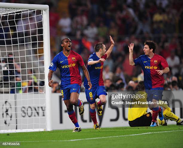 Samuel Eto'o of Barcelona celebrates scoring their first goal during the UEFA Champions League Final match between Barcelona and Manchester United at...