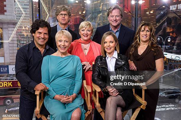 Matthew Labyorteaux, Michael Landon, Jr., Alison Arngrim, Dean Butler, Lindsay Greenbush, Karen Grassle, and Melissa Sue Anderson of 'Little House On...