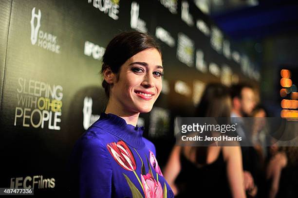 Actress Lizzy Caplan attends the Premiere of IFC Films' 'Sleeping With Other People' at ArcLight Cinemas on September 9, 2015 in Hollywood,...