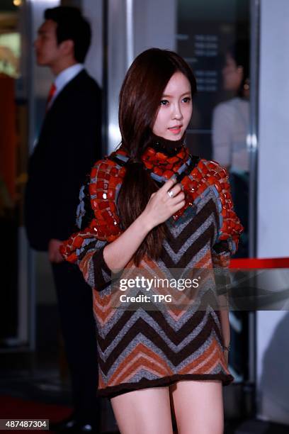 Ye-won Kang and T-ARA Hyo Min attends the H&M FW fashion show red carpet on 09th September, 2015 in Seoul, South Korea.