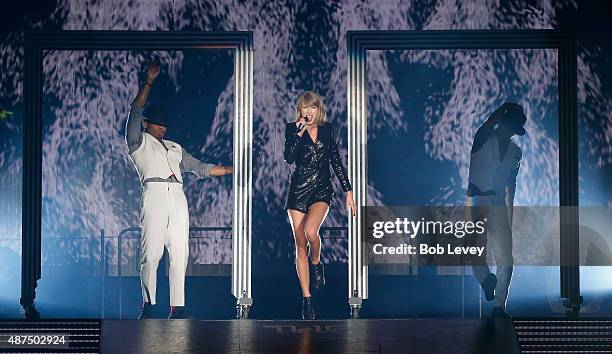 Taylor Swift The 1989 World Tour Live In Houston at Minute Maid Park on September 9, 2015 in Houston, Texas.