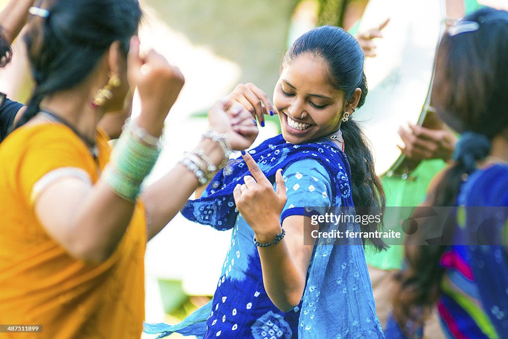 Indian amigos dança do ventre
