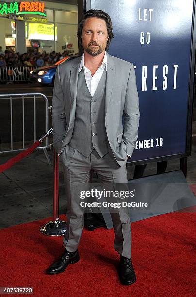 Actor Martin Henderson arrives at the premiere of Universal Pictures' "Everest" at TCL Chinese 6 Theatres on September 9, 2015 in Hollywood,...