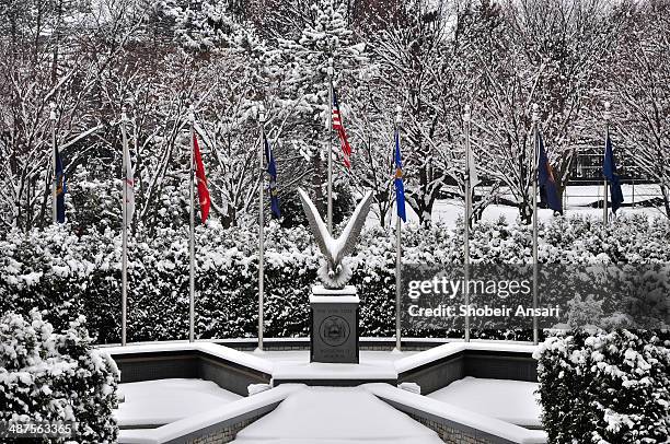 new york state world war ii memorial - isolated colour stockfoto's en -beelden