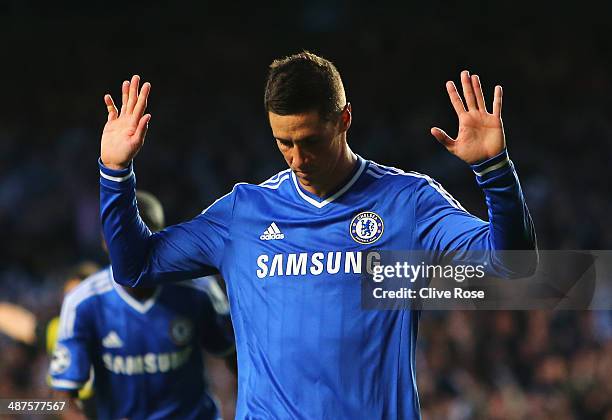 Fernando Torres of Chelsea celebrates scoring the opening goal during the UEFA Champions League semi-final second leg match between Chelsea and Club...