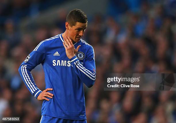 Fernando Torres of Chelsea looks dejected during the UEFA Champions League semi-final second leg match between Chelsea and Club Atletico de Madrid at...