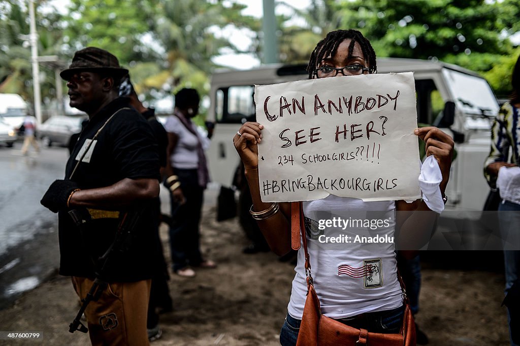 Nigerians rally for missing schoolgirls