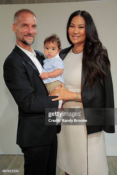 571 Kimora Lee Simmons And Family Photos and Premium High Res Pictures -  Getty Images