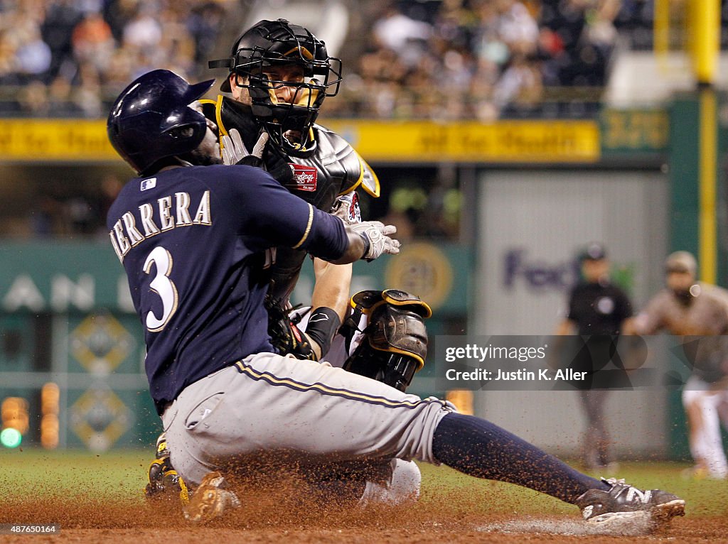 Milwaukee Brewers v Pittsburgh Pirates